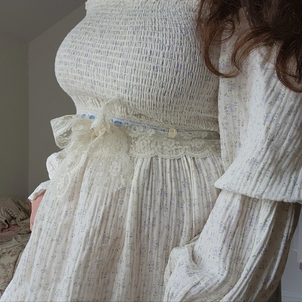 Handmade cream rose lace reverie belt